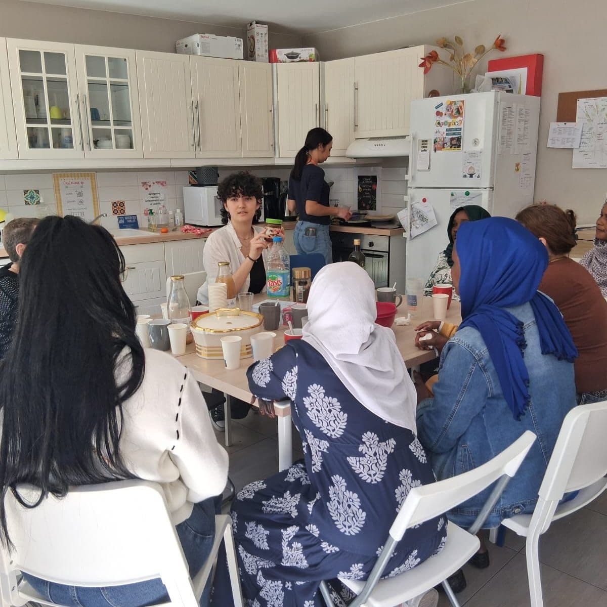 Photo : Atelier crêpes à la Maison des Familles